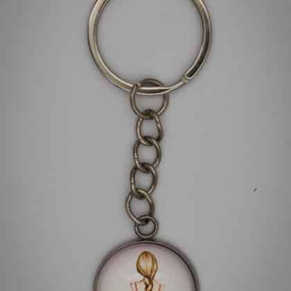 Rózsaszín ruhás lány kulcstartó