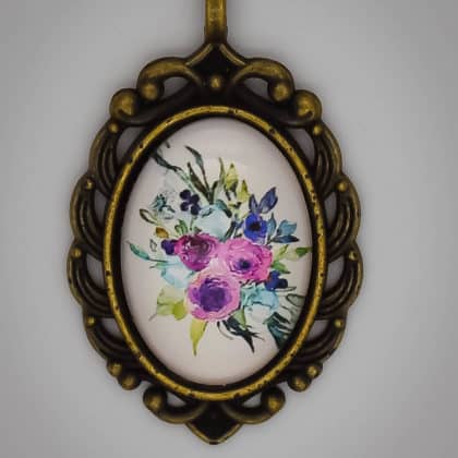 "Kenza" virágos medál