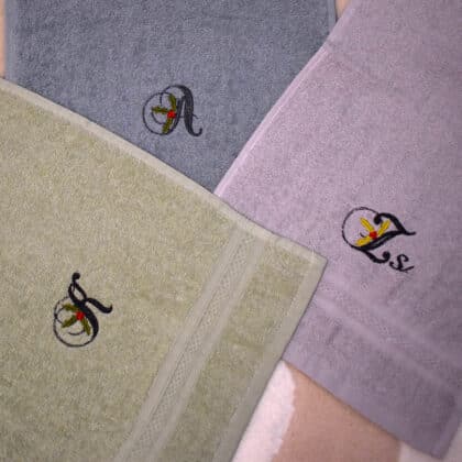 Monogrammos karácsonyi kéztörlő